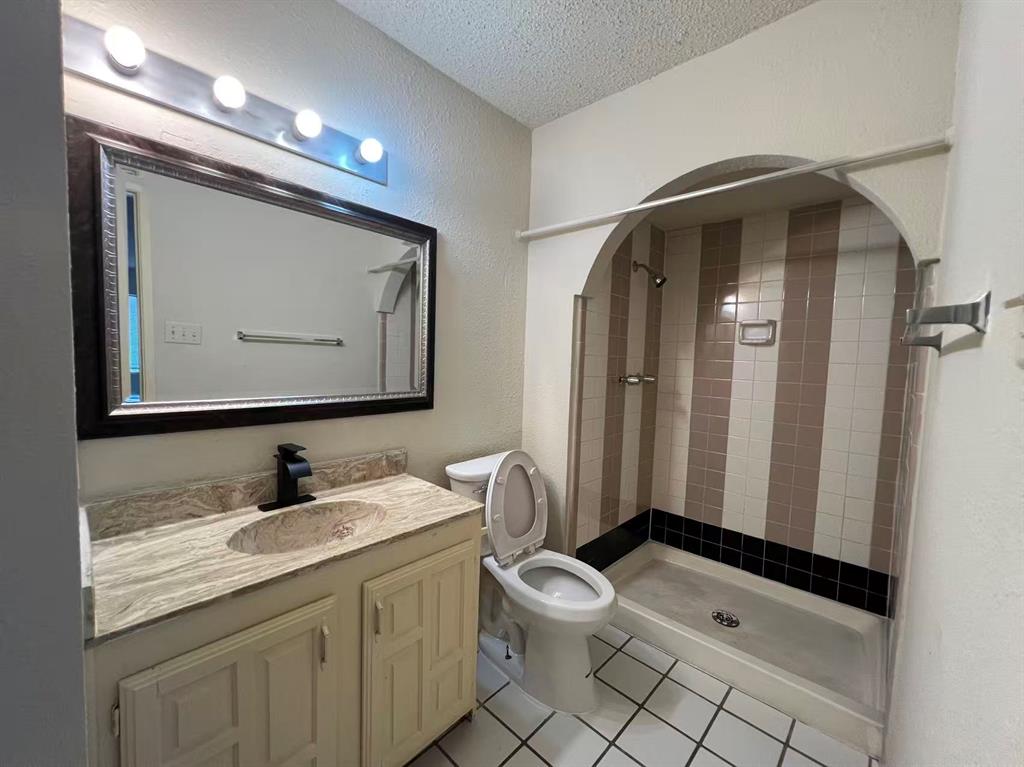 6400 Allegheny Trail Property Photo 14