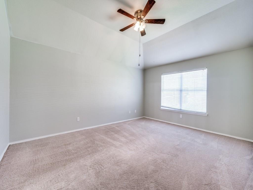 2844 Saddlebred Trail Property Photo 4