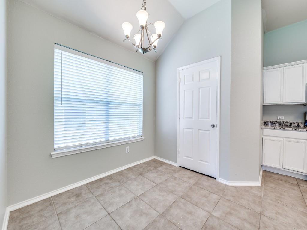 2844 Saddlebred Trail Property Photo 12