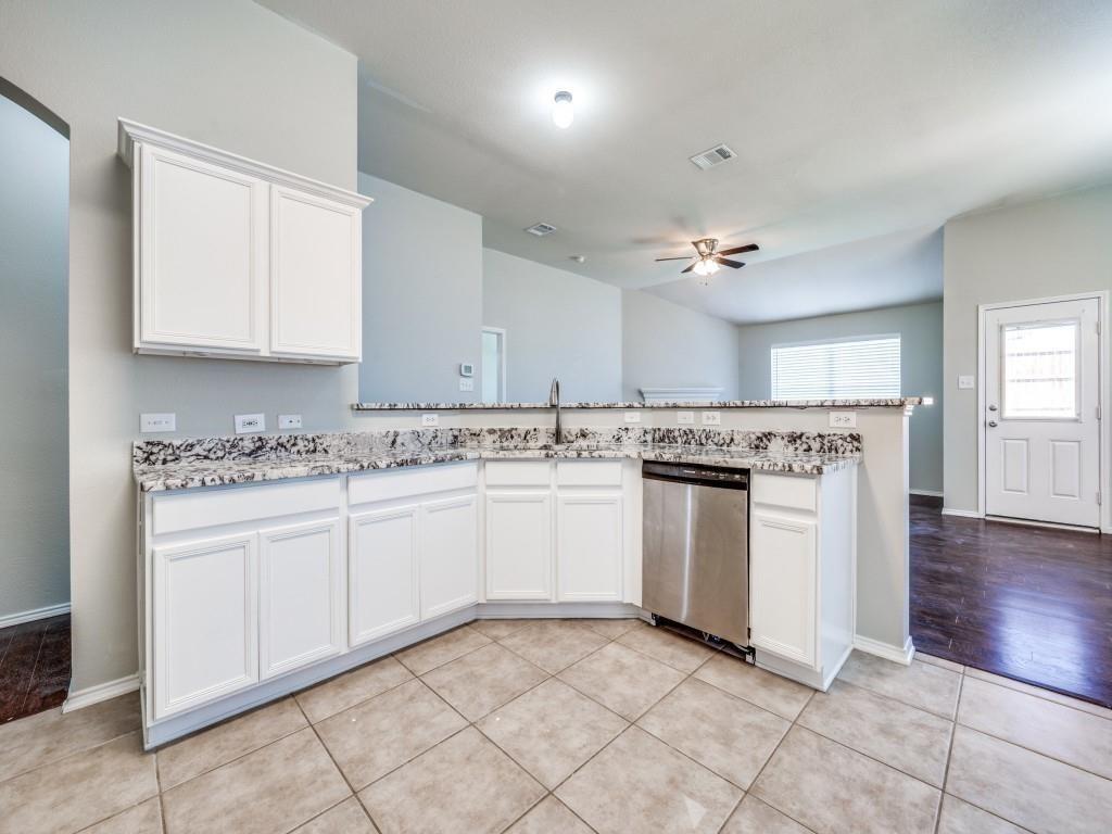 2844 Saddlebred Trail Property Photo 19