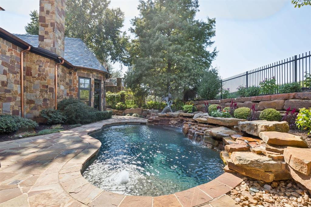 2210 Cedar Elm Terrace Property Photo 23