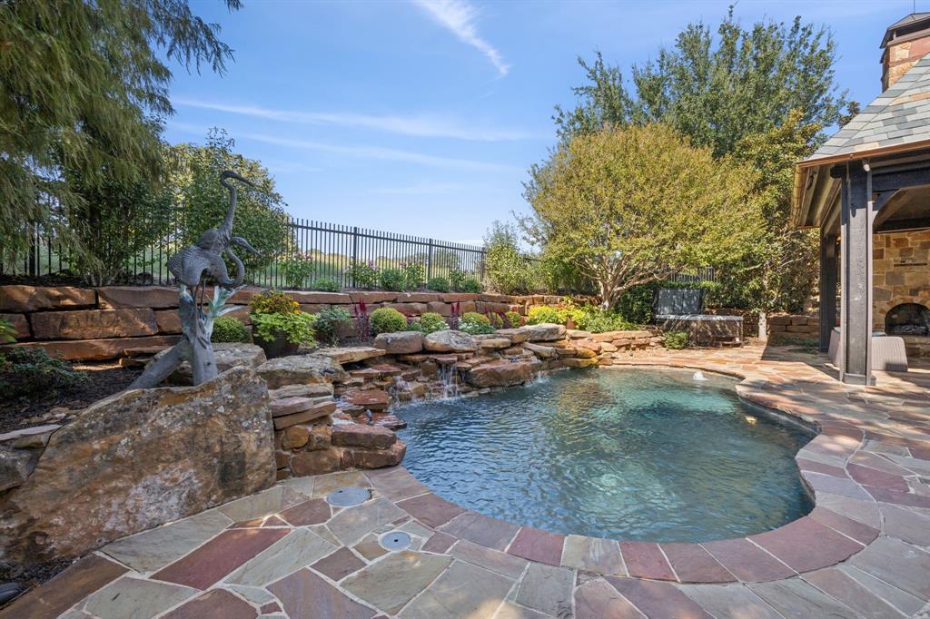 2210 Cedar Elm Terrace Property Photo 24