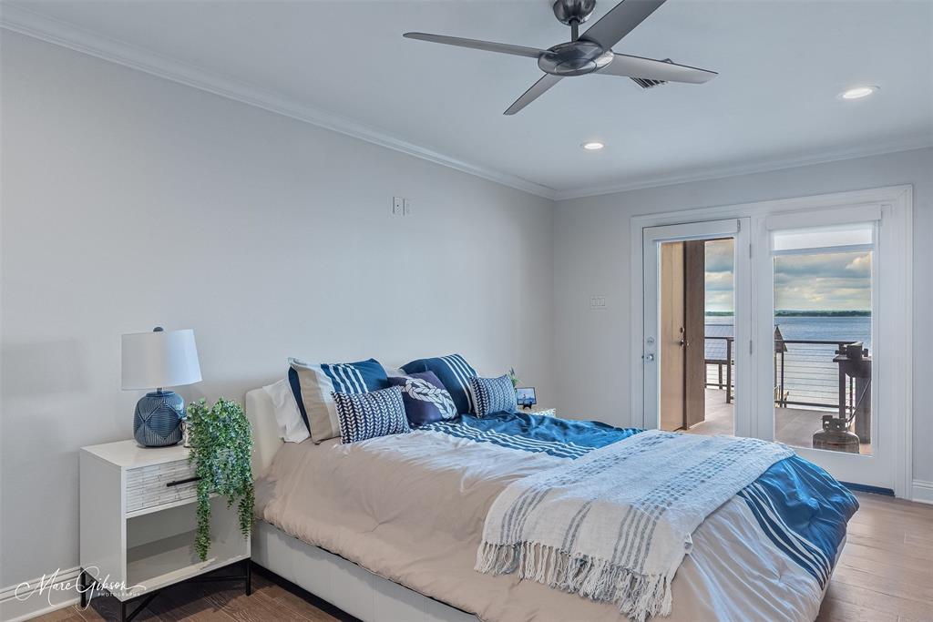 6052 S Lakeshore Drive Property Photo 15