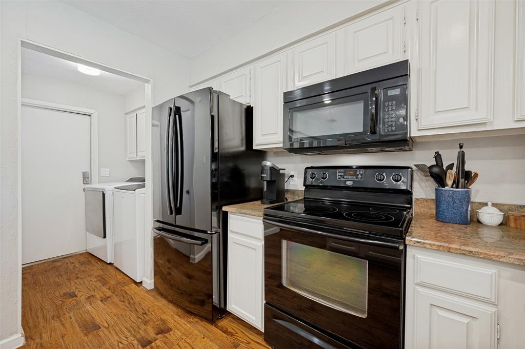 8420 Christie Drive Property Photo 11