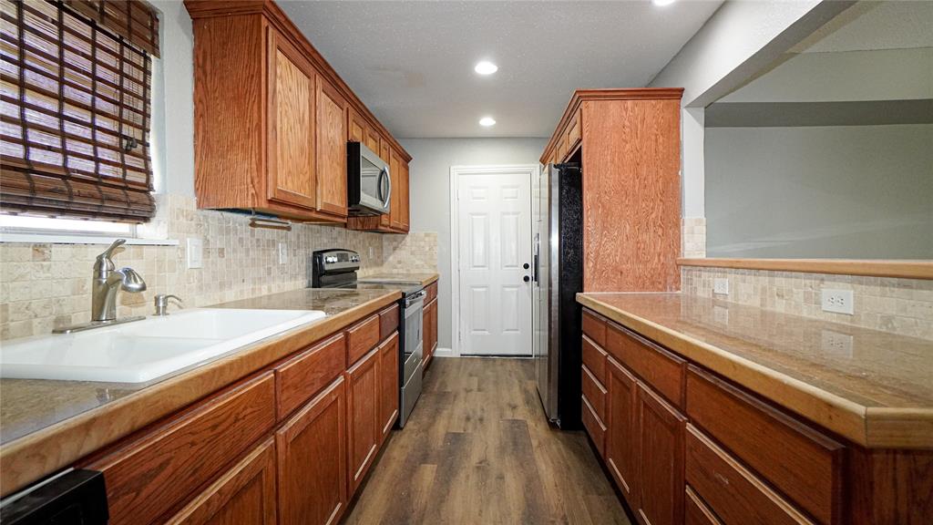7113 Ridgeview Drive Property Photo 11
