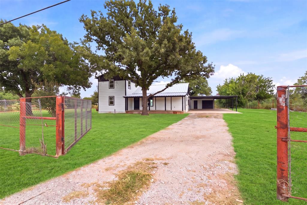 3239 Fm 2256 Property Photo 4