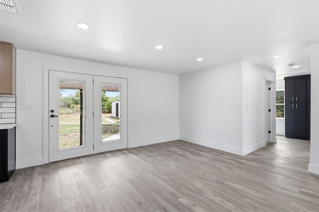3239 Fm 2256 Property Photo 7