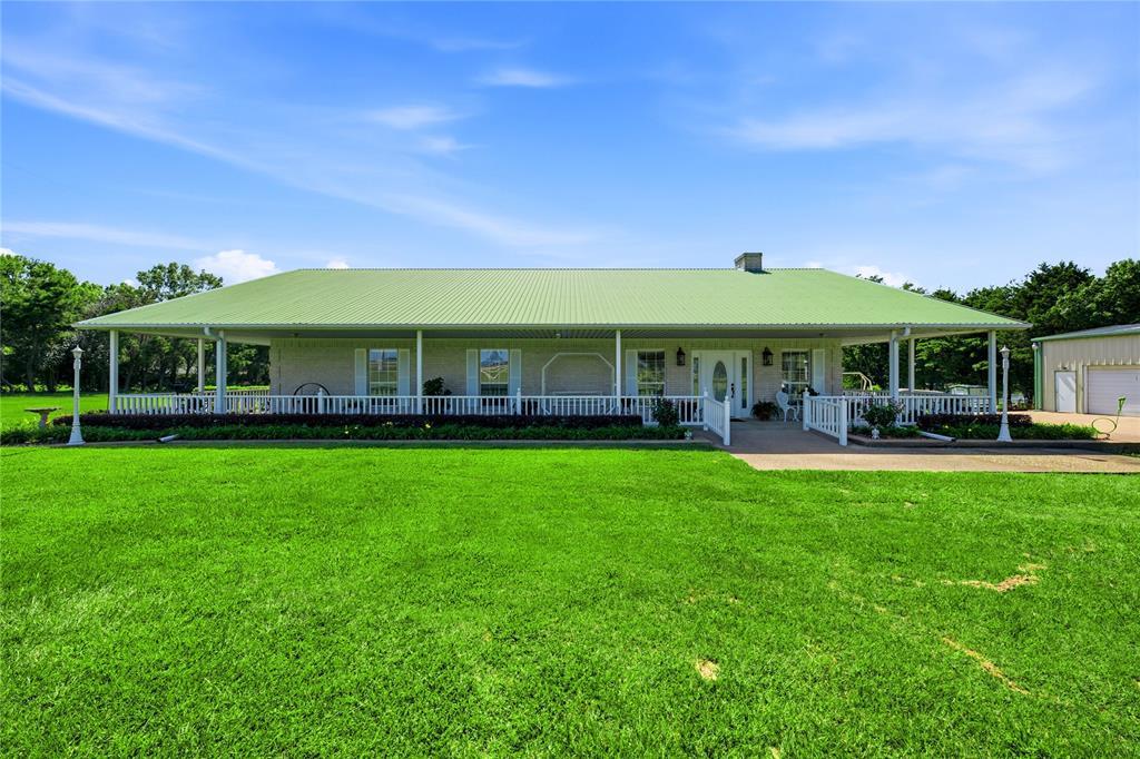 1682 County Road 4825 Property Photo 3