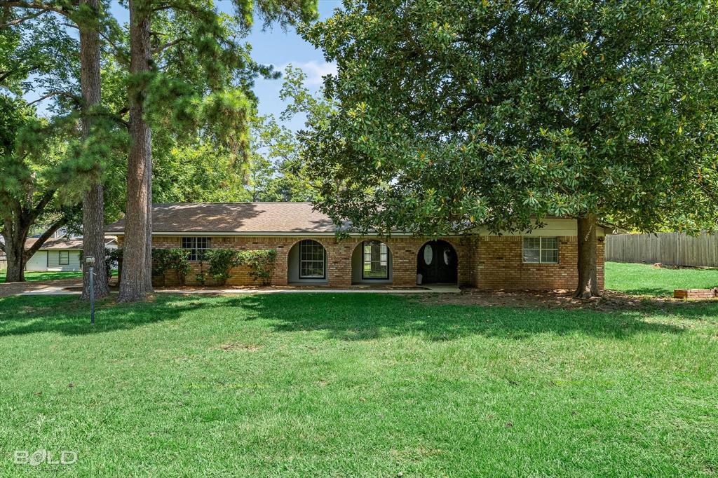 305 Pecan Drive Property Photo 1