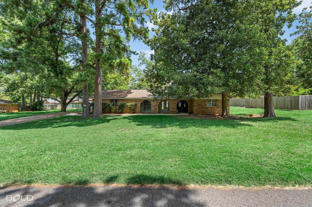 305 Pecan Drive Property Photo 2