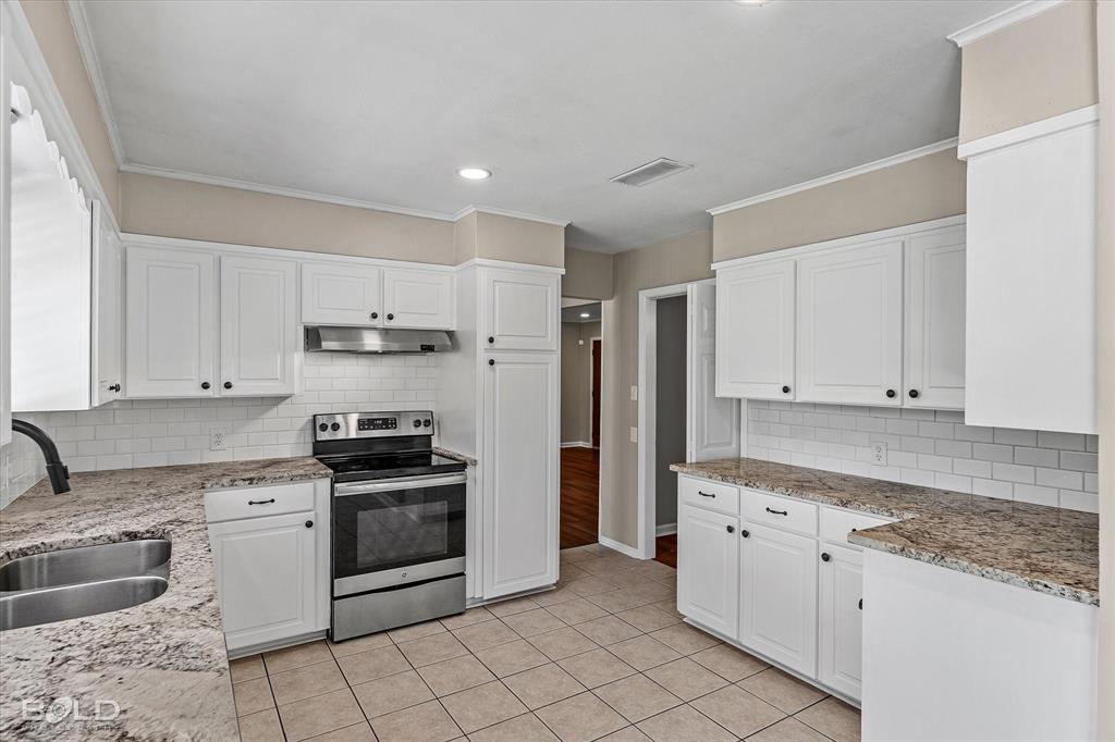 305 Pecan Drive Property Photo 13