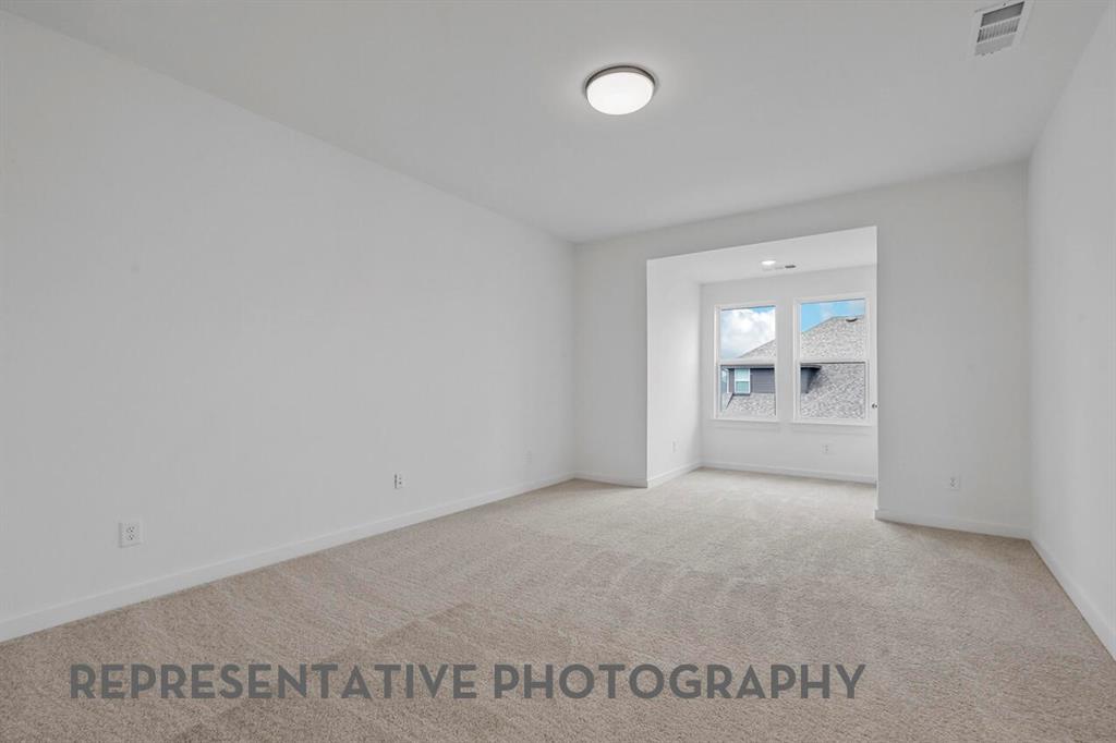 1621 Thicket Hill Drive Property Photo 12
