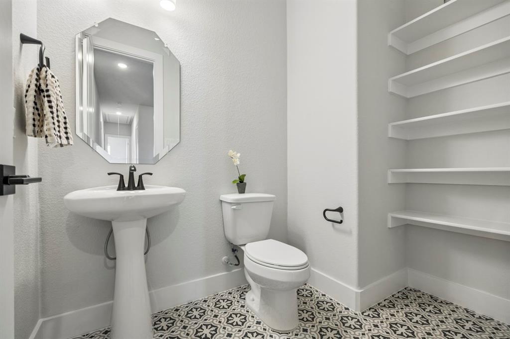 4021 Lagos Drive Property Photo 23