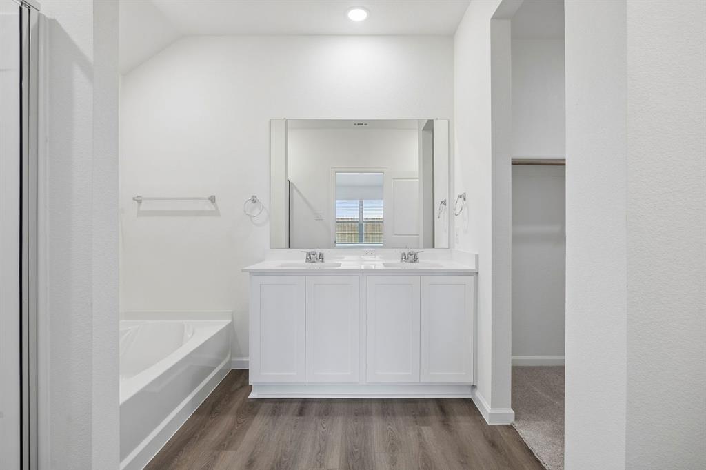 2517 Canadian Way Property Photo 13