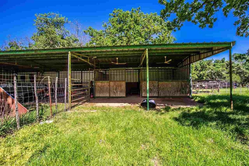 1047 Fort Hill Road Property Photo 6