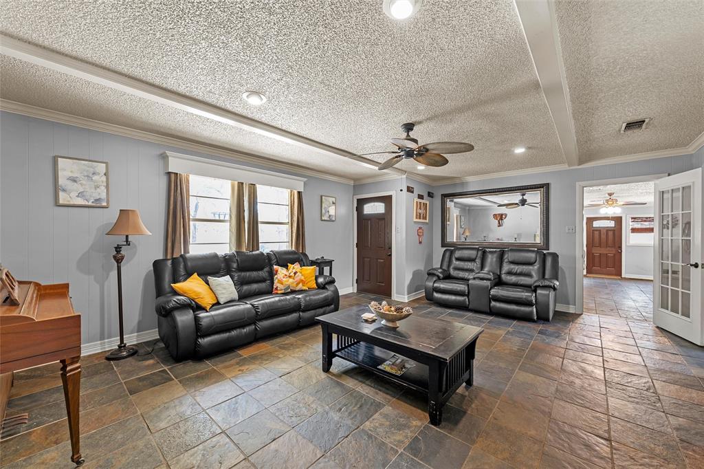 1047 Fort Hill Road Property Photo 8