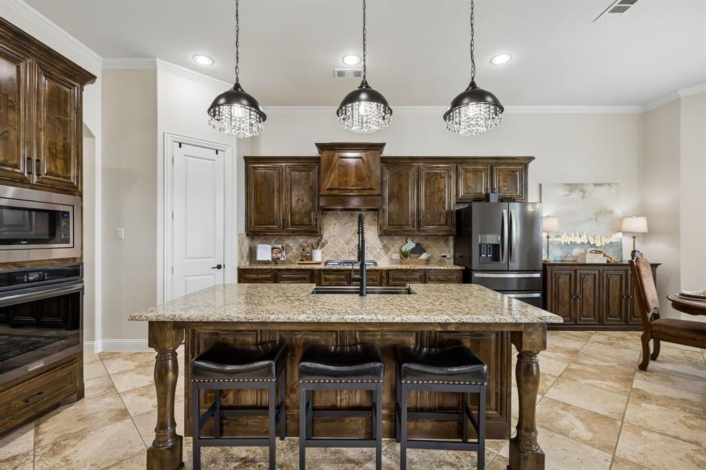 991 Waterview Drive Property Photo 13