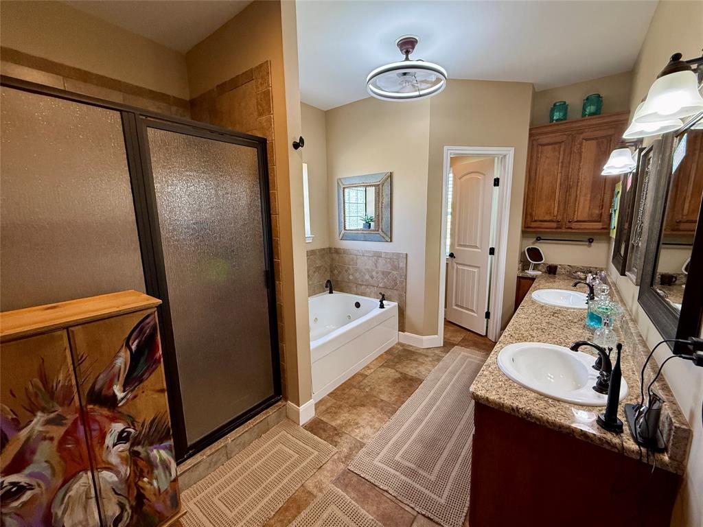 2553 Stonewall Valley Property Photo 29
