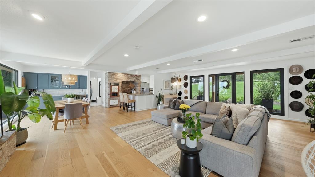 7250 Briar Road Property Photo 9