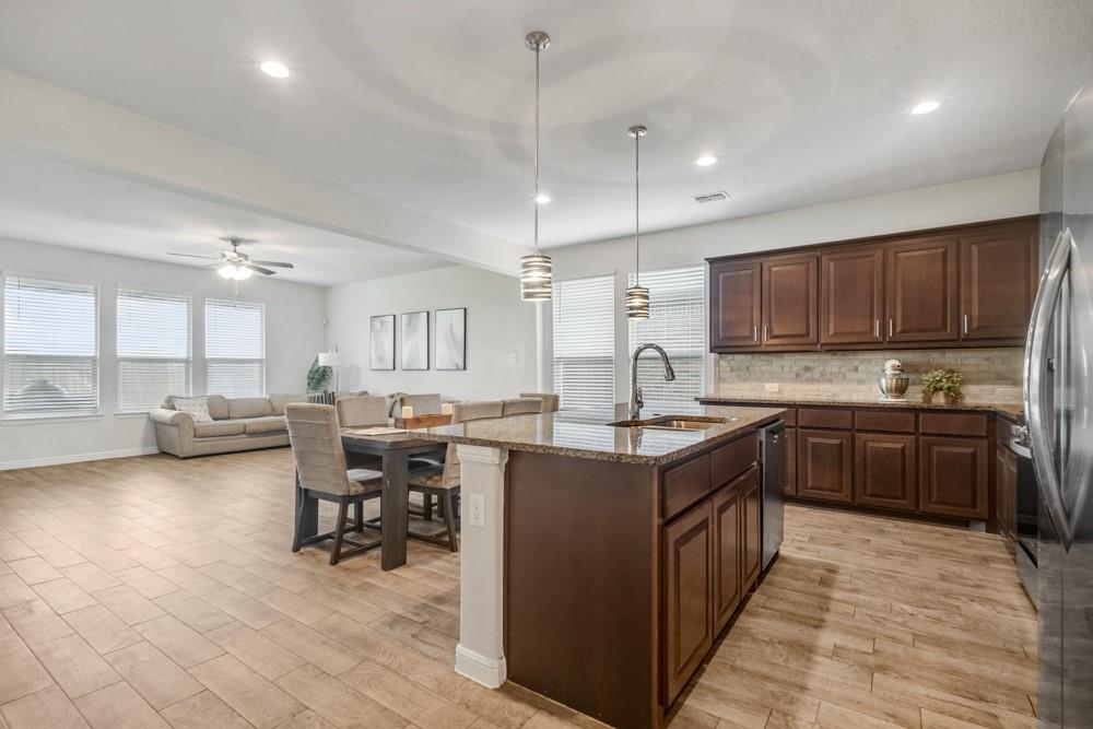 15957 Charing Cross Drive Property Photo 15