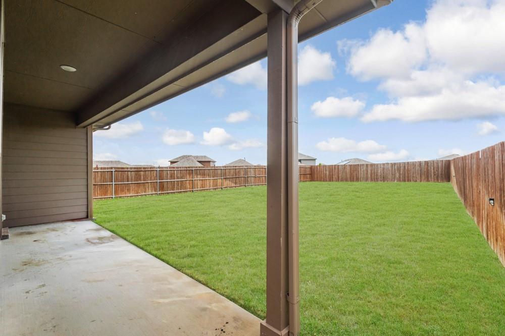 15957 Charing Cross Drive Property Photo 24