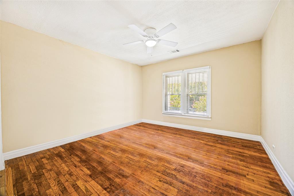 501 W Texas Street Property Photo 11