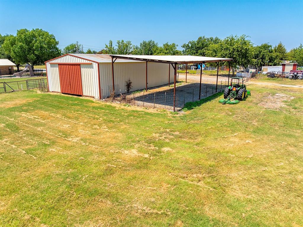 3472 N Masch Branch Road Property Photo 1