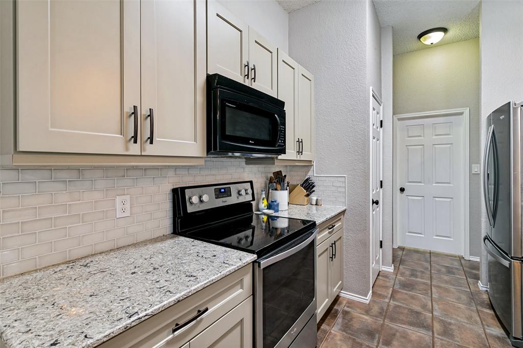 103 Hilltop Drive Property Photo 12