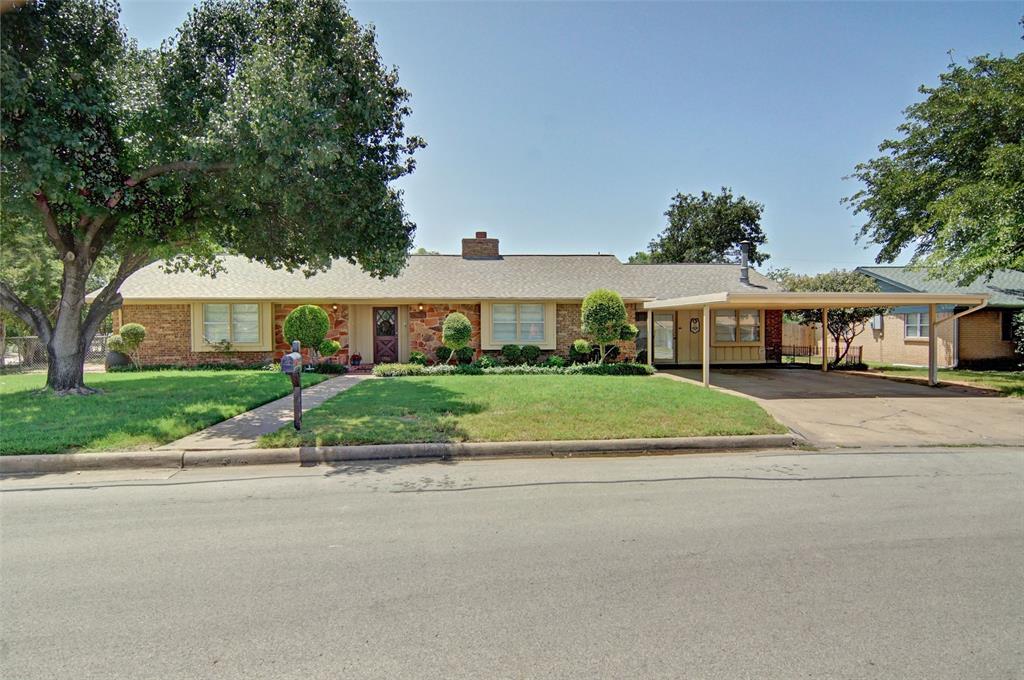 1706 Goodwin Drive Property Photo 1