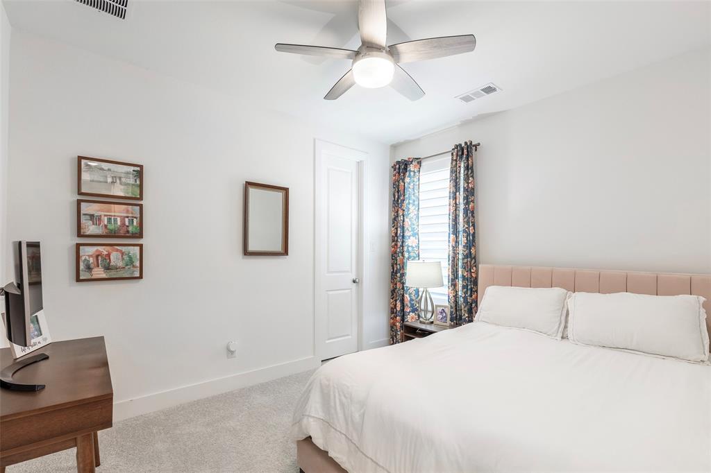 2704 Acadia Mews Property Photo 22