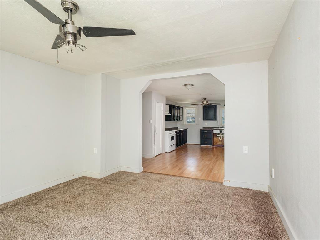 1805 7th Street Property Photo 3