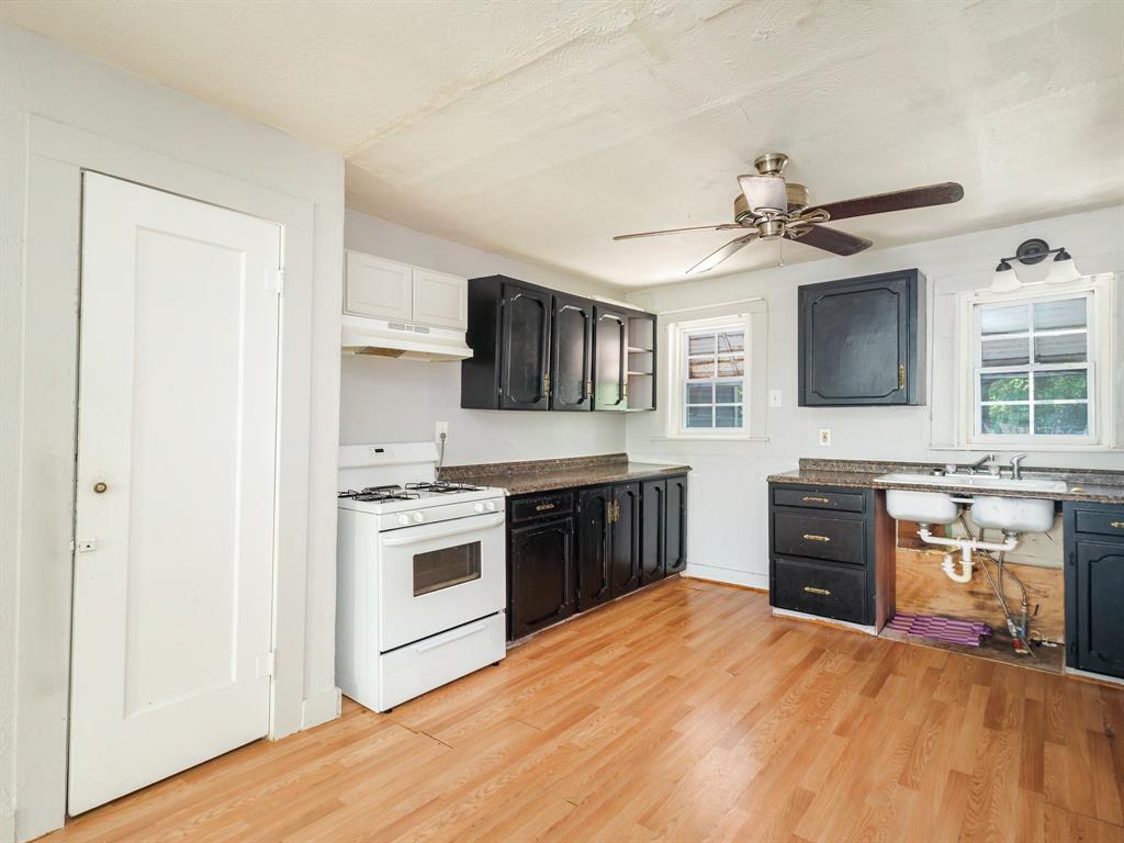 1805 7th Street Property Photo 6
