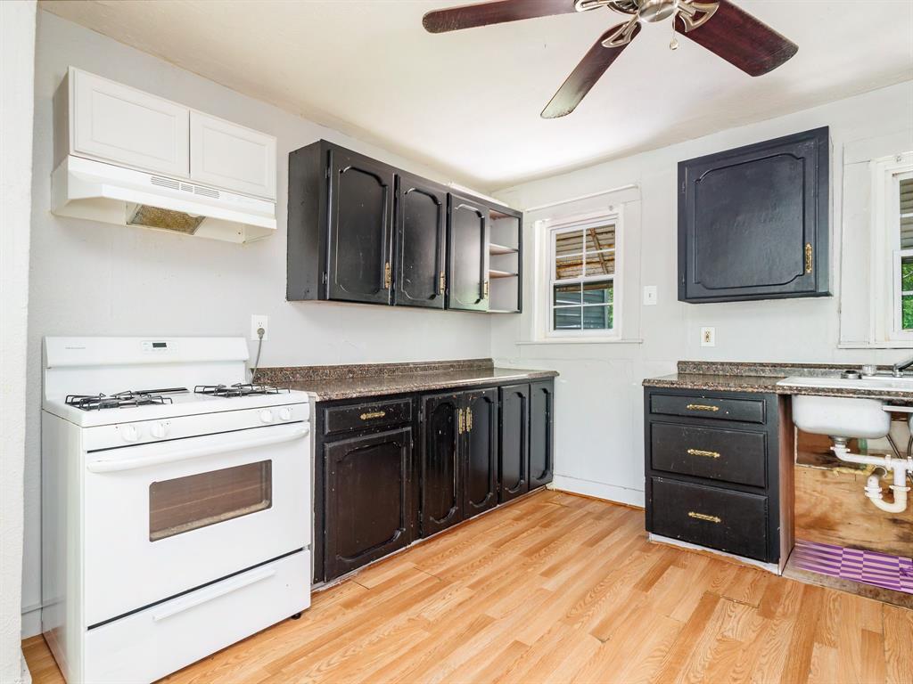 1805 7th Street Property Photo 8