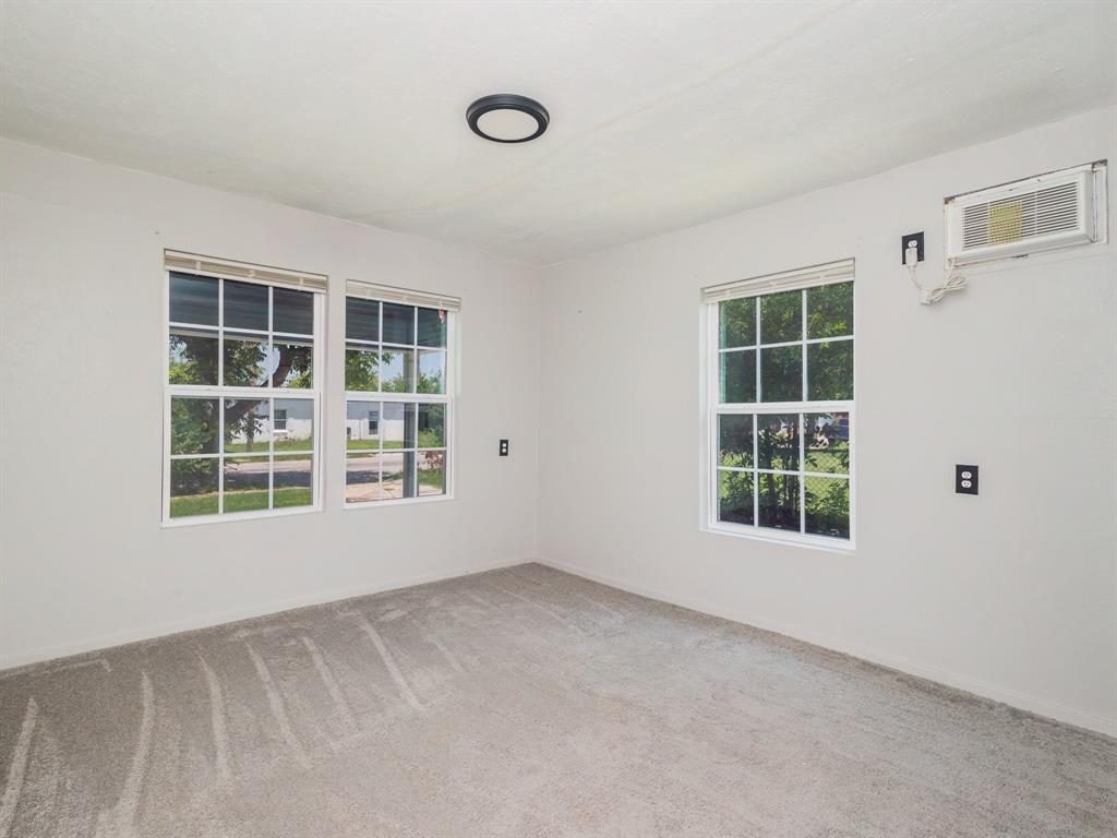 1805 7th Street Property Photo 10