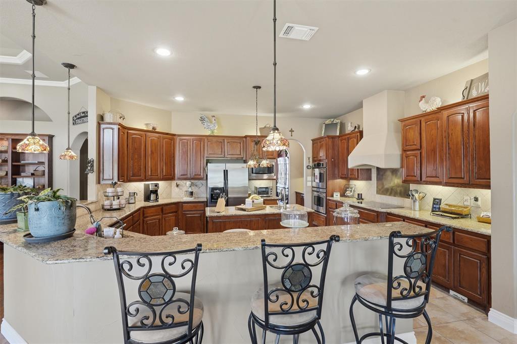108 Concorde Circle Property Photo 12
