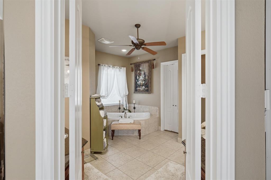 108 Concorde Circle Property Photo 24