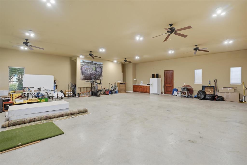 108 Concorde Circle Property Photo 30