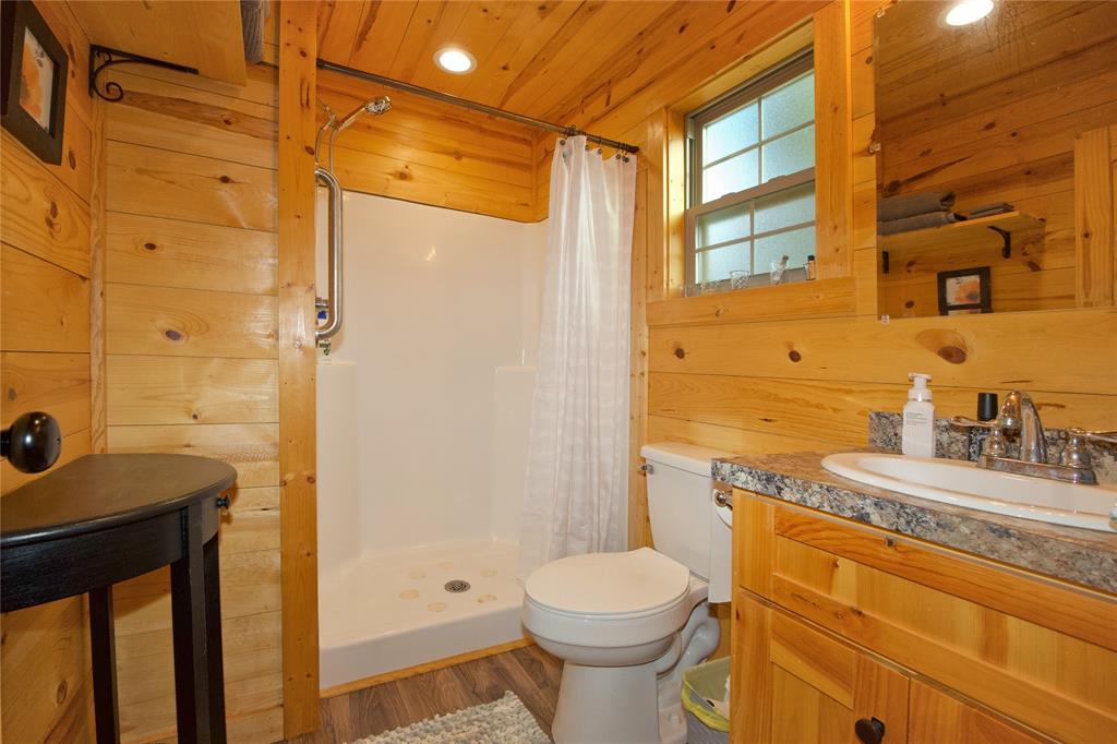 473 May Road Property Photo 28