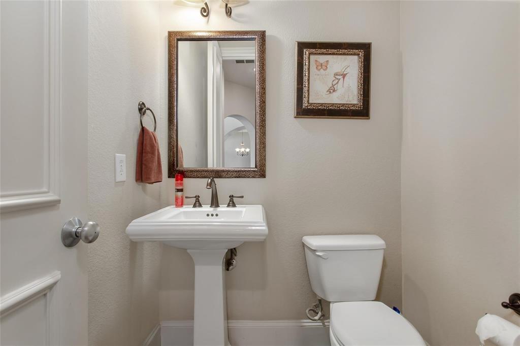 921 Pine Burst Drive Property Photo 6