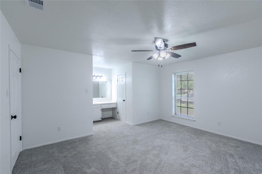 1311 Glenhaven Drive Property Photo 11