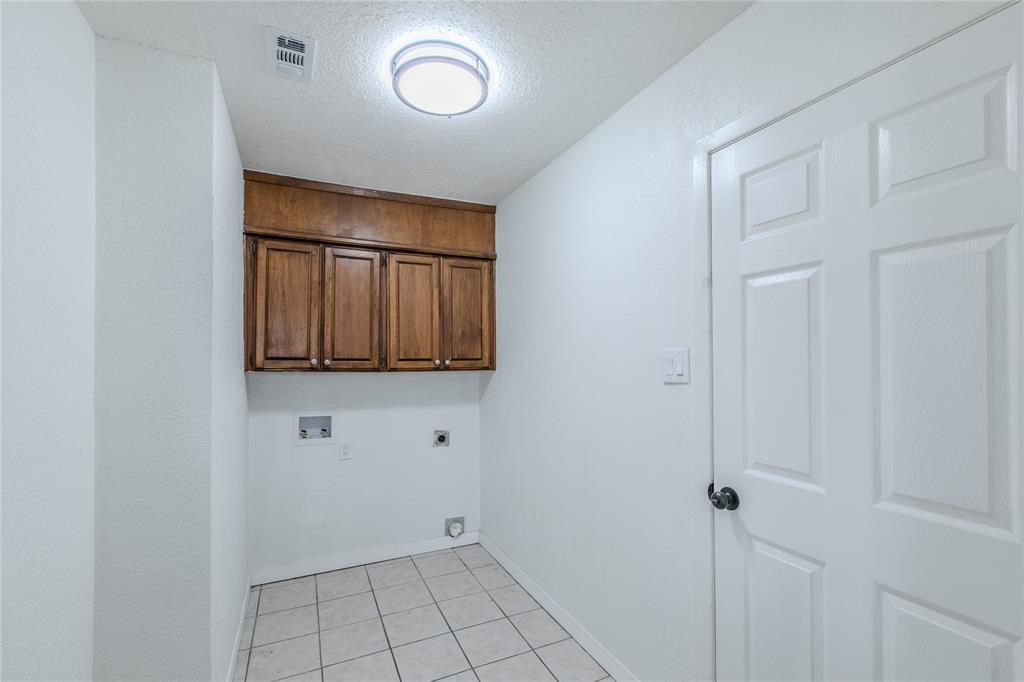 1311 Glenhaven Drive Property Photo 14