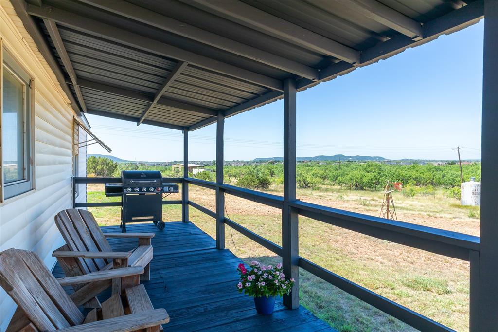 901 Iberis Road Property Photo 4