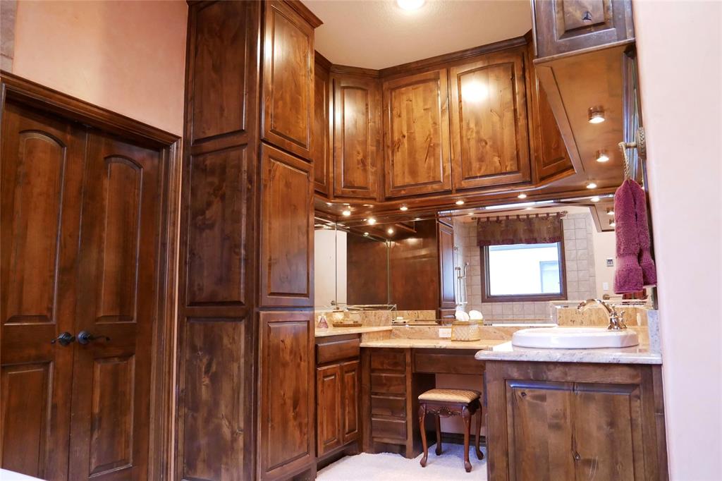 3200 Meander Road Property Photo 14