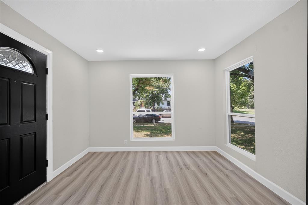 1110 Ryan Avenue Property Photo 6