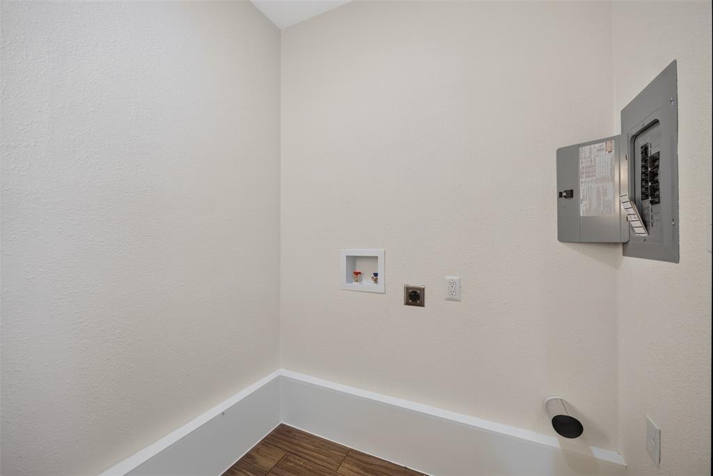 1110 Ryan Avenue Property Photo 27
