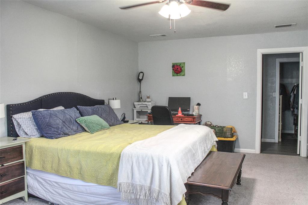941 Central Street Property Photo 17