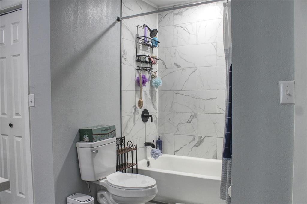 941 Central Street Property Photo 21