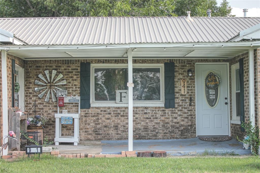 941 Central Street Property Photo 30