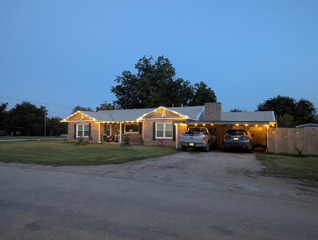 941 Central Street Property Photo 35