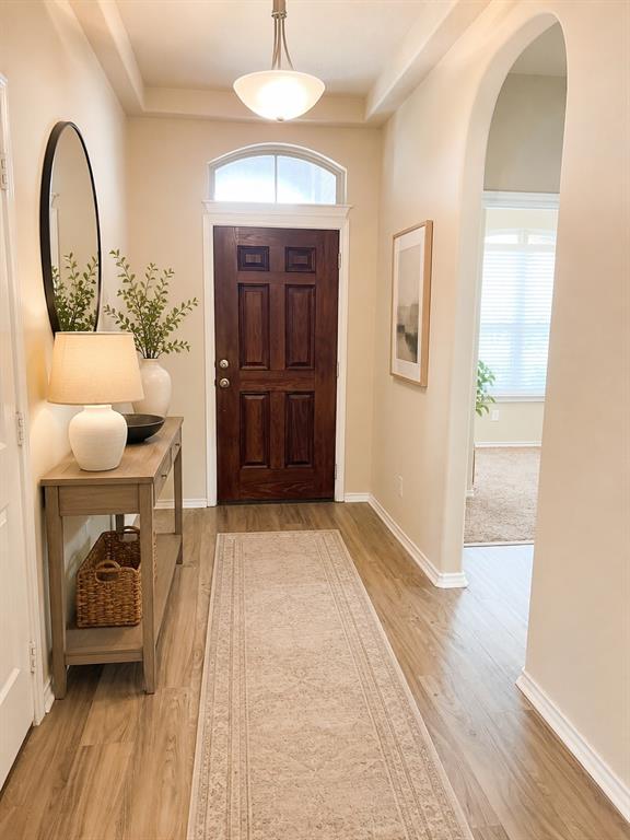 5816 Marsh Rail Drive Property Photo 3